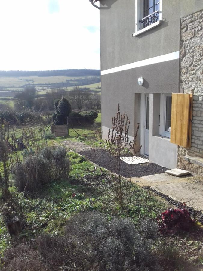 Agreable Chambre Meublee, Vue Sur La Vallee De L'Auxois Villy-en-Auxois 外观 照片