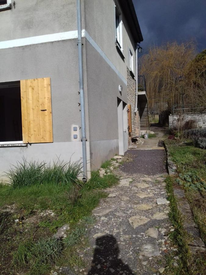 Agreable Chambre Meublee, Vue Sur La Vallee De L'Auxois Villy-en-Auxois 外观 照片